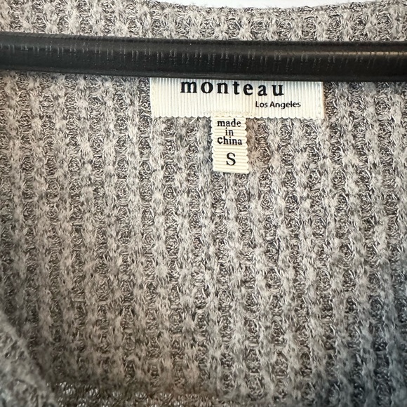 Monteau Los Angeles Knit Dress - Picture 3 of 4